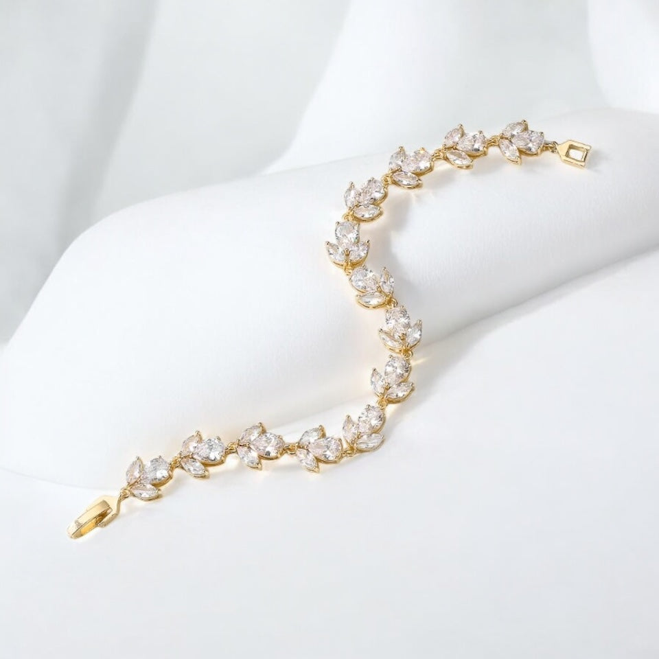 Liora | Leaf bracelet