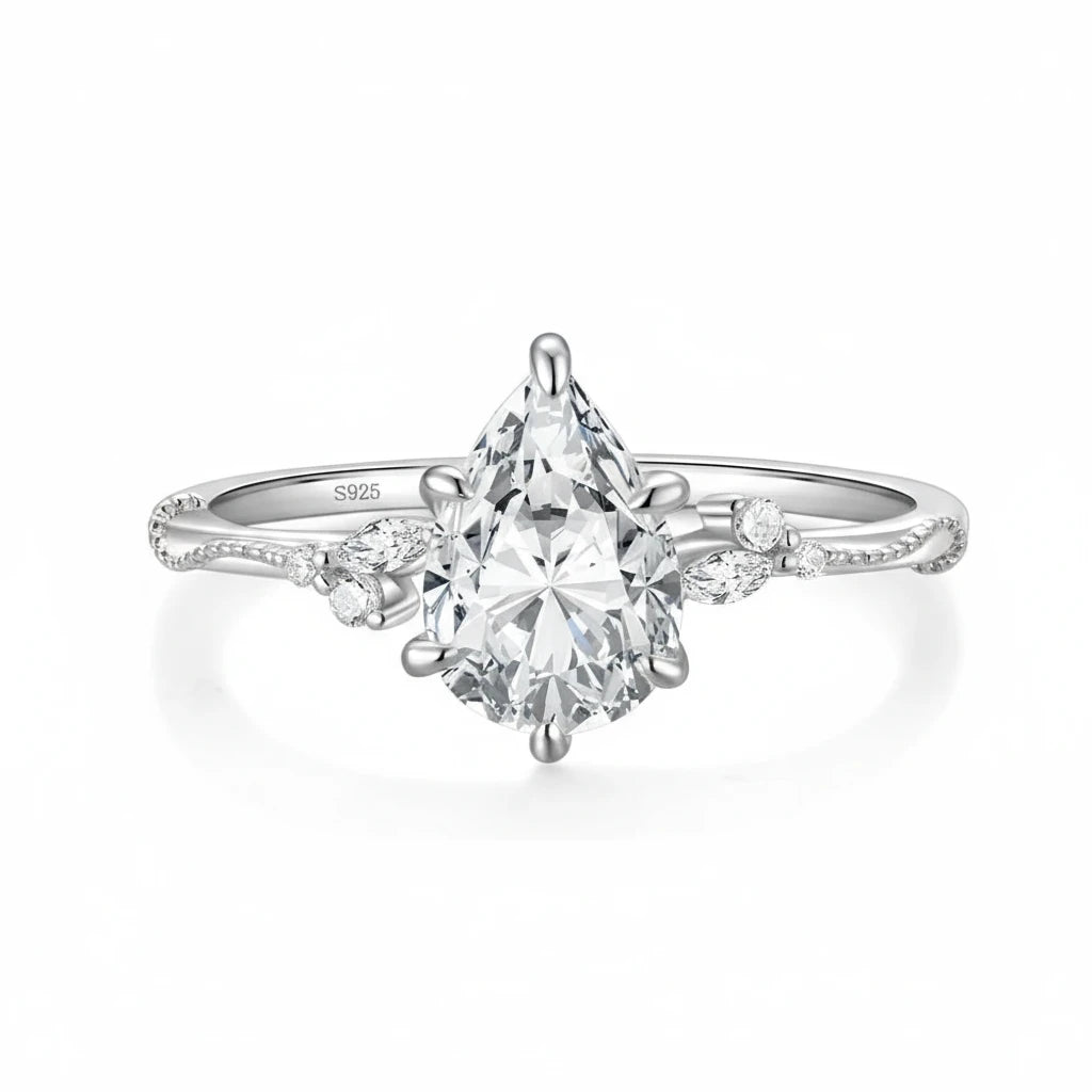 Amalia | Teardrop ring